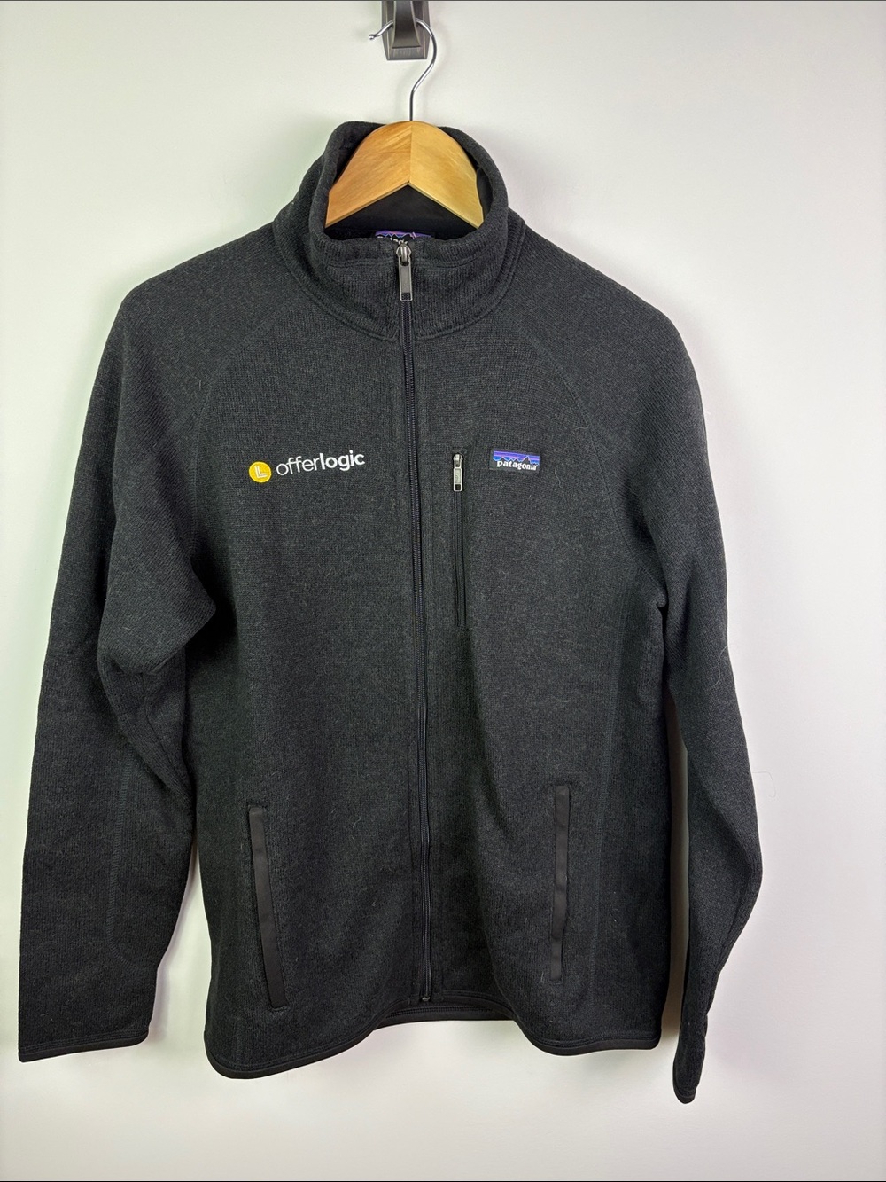Patagonia Men’s Full-Zip Fleece Jacket with Logo Charcoal/Black size M